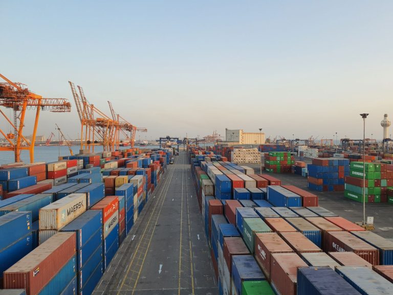 Vietnam coffee ocean freight logistics and FOB CIF container shipping costs